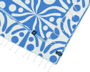 beachtowel flora blue white