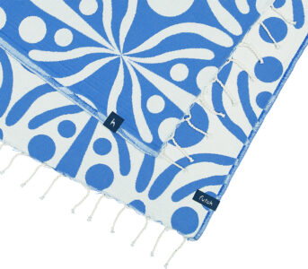 beachtowel flora blue white