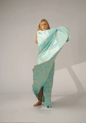 XL beachtowel aqua flora